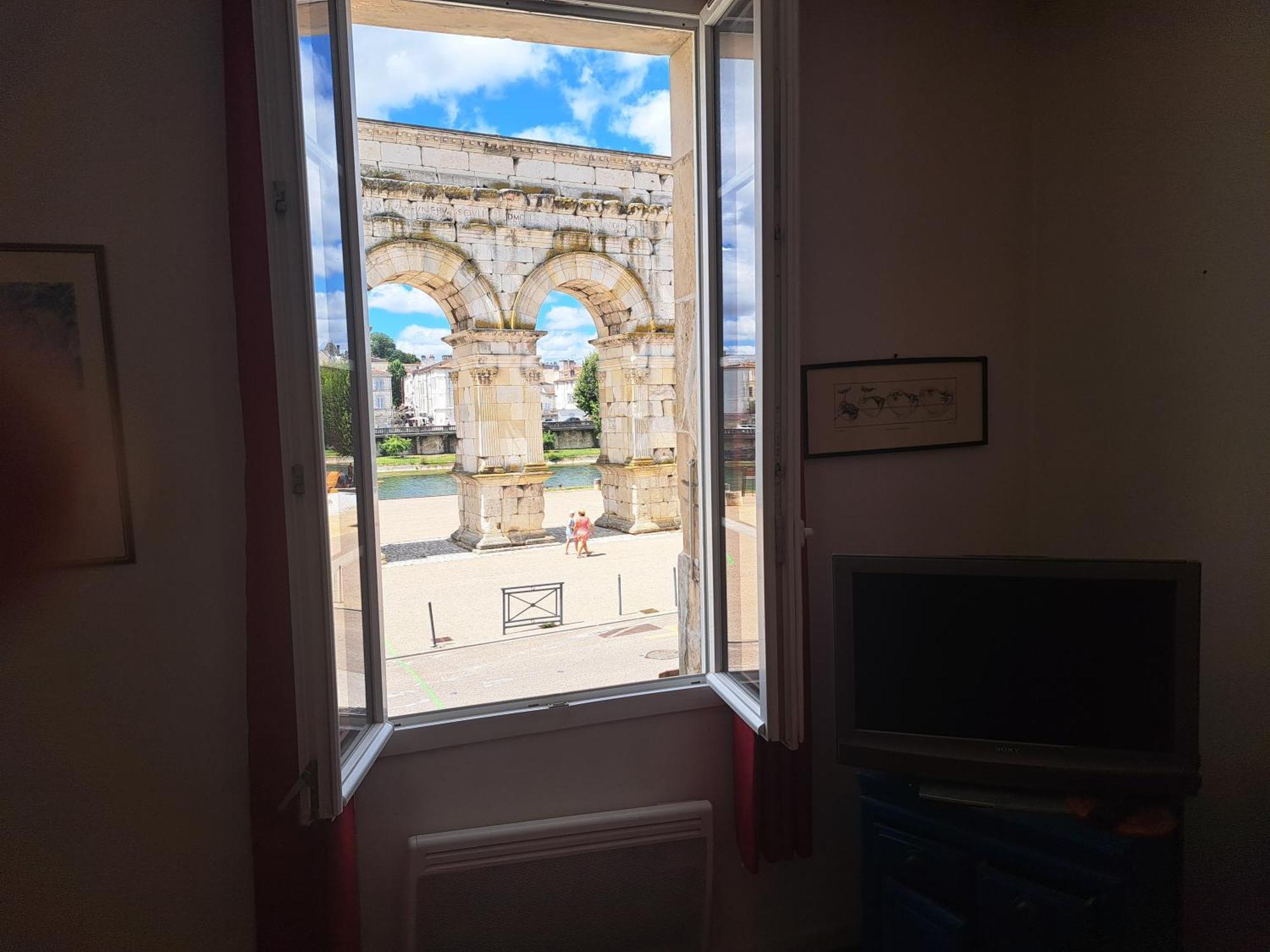 Appartement Vue Panoramique Sur Le Vieux Saintes Exterior foto